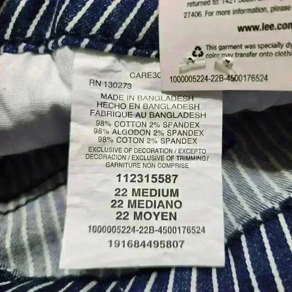 Lee Womens Plus Midrise Regular Fit Blue Railroad Striped Denim Shorts Size 22 M - Picture 7 of 7